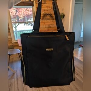 Anika kinde Pump Bag